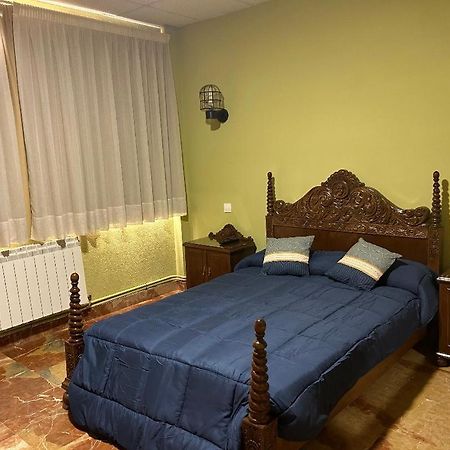 Hostal Transilvania Santa Cruz de Moncayo Exteriér fotografie